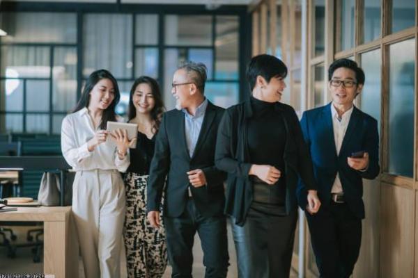 如何提高体育培训中学员的情绪管理能力？